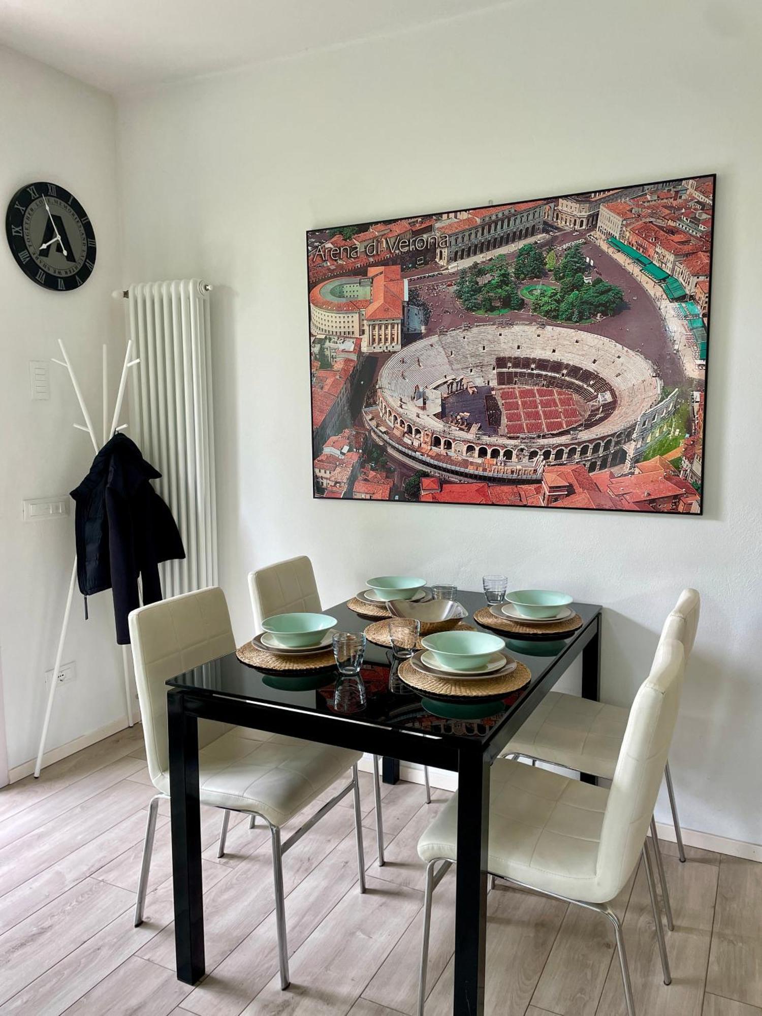 Casa Mario & Laura Ferienwohnungen Free Wi-Fi Parking Malcesine Eksteriør bilde